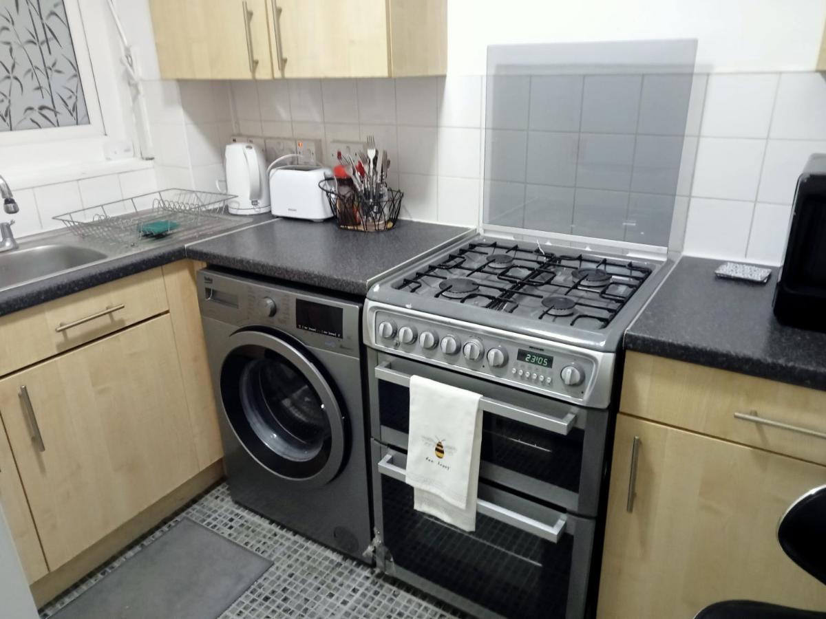 Studio Apartment In London, Bethnal Green Екстер'єр фото