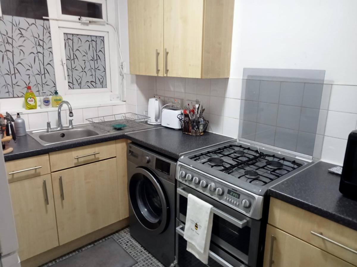 Studio Apartment In London, Bethnal Green Екстер'єр фото