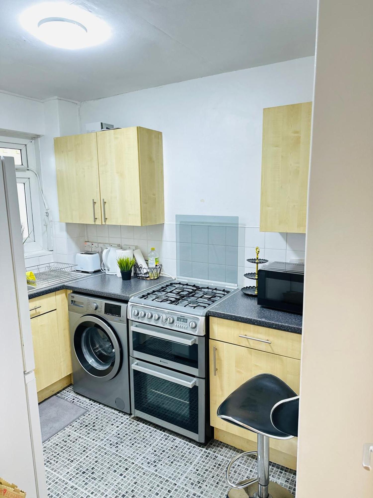 Studio Apartment In London, Bethnal Green Екстер'єр фото